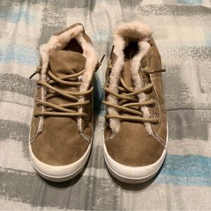 Women's Tan sneakers